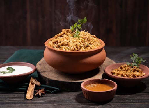 Zakir Special Non-Veg Matka Biryani