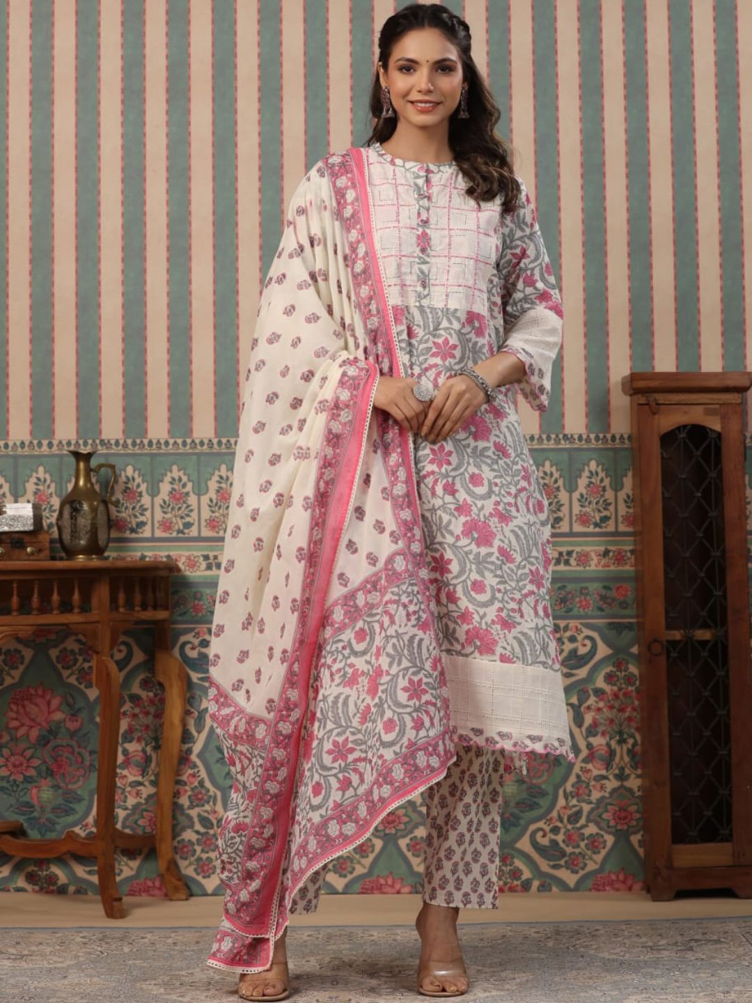 Subtle Floral Print Dupatta Set-38