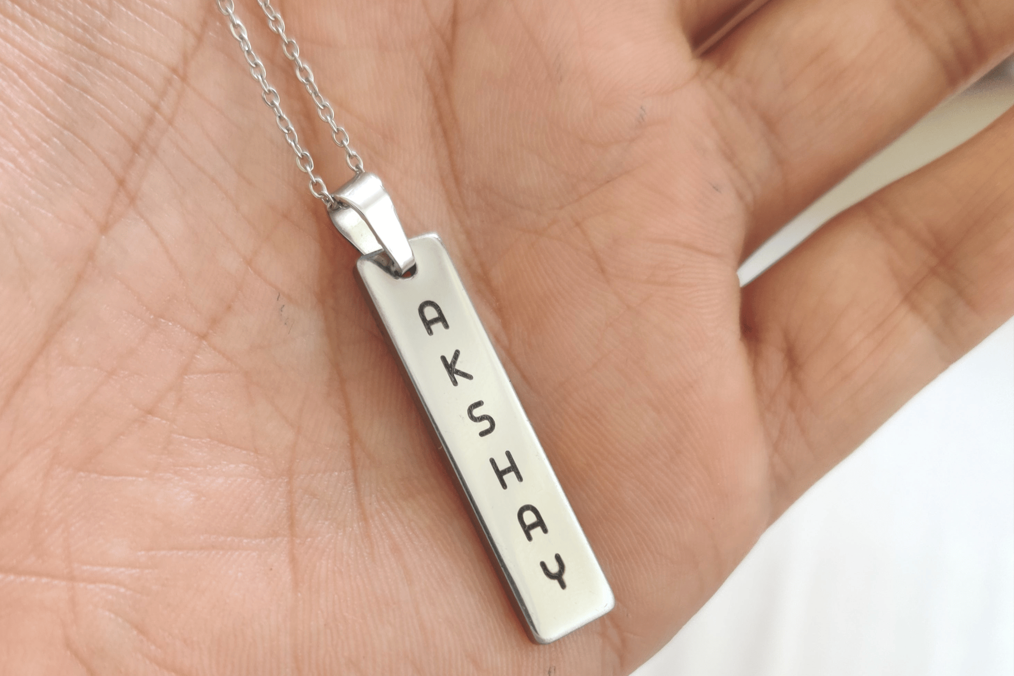 Personalized 2D memory Bar necklace-18K Gold