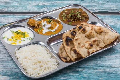 Super Deluxe Non Veg Thali