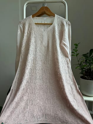 Chikankari Viscose Georgette short Top in Pale pink Ombre-Pink / Viscose Georgette / XS