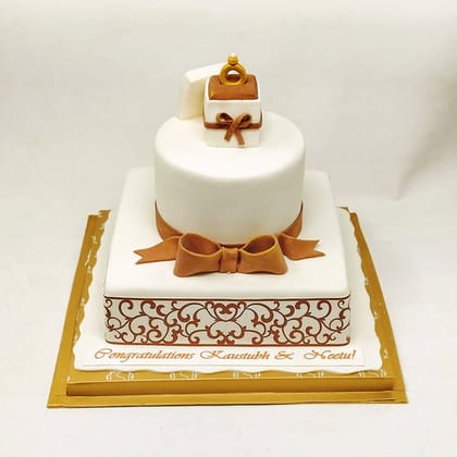 Engagement Ring Cake-Eggless / Butterscotch