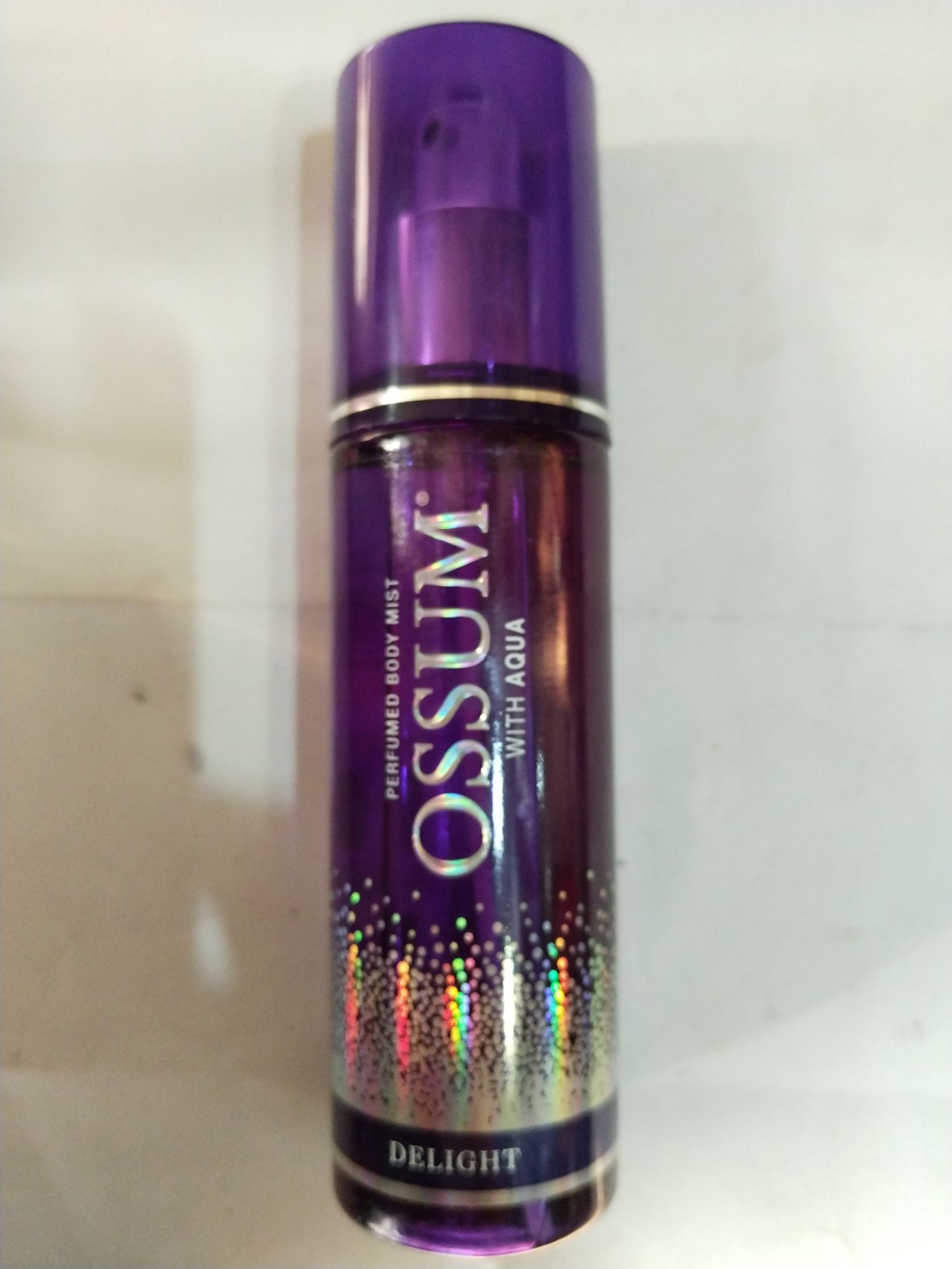 Ossum With aqua Delight Perfumed body mist 