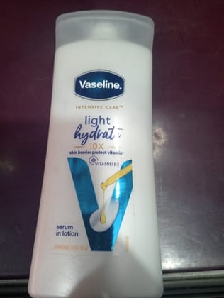 Vaseline, Light Hydrate Skin barrier protect vitamin Serum In lotion 