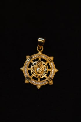 Aanandita Ganesh AD Circle Gold Pendant