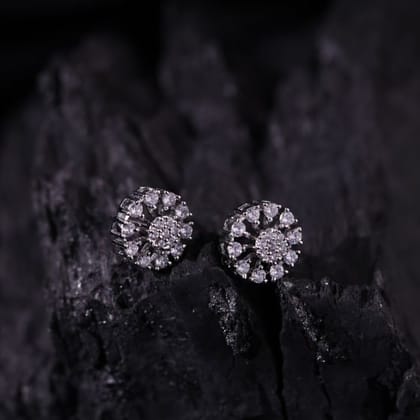 Gossip Daisy Radiance Studs