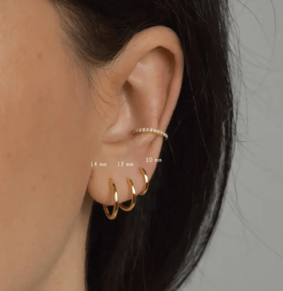 Small Dainty Hoop Earring - 2.5 mm Thick-8