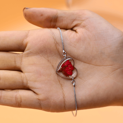 Red Rose Bracelet-Gold