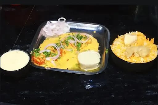 Boneless Chicken Barra [4 Pieces] With Biryani [2 Pieces, Small] Combo