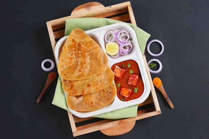 Paneer Tikka Masala Paratha Lunchbox