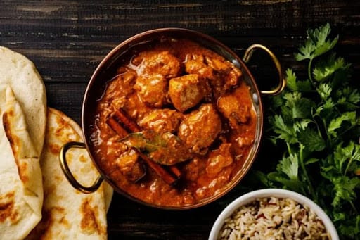Matki Chicken