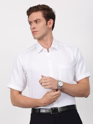 White Solid Short Sleeve Formal Shirt-L/40