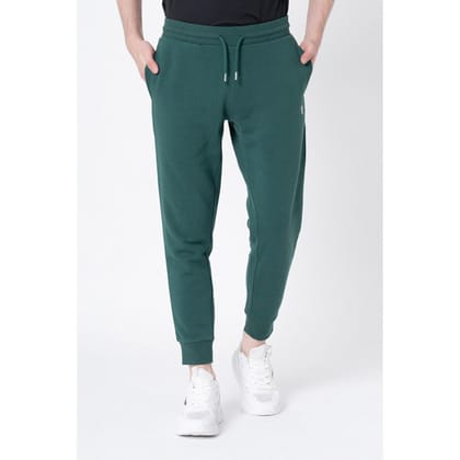 Red Tape Men's Dark Green Solid Jogger