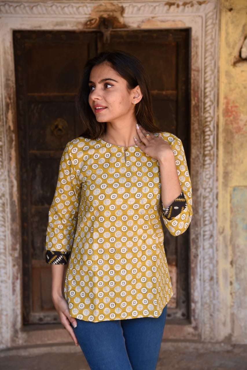 JAIPUR HANDBLOCK PRINT New collection of cotton hand printed short kurti 44