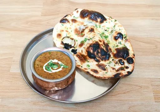 Pind Di Dal Makhani Combo [Serves 1]