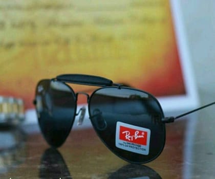 Ray-Ban New Stylish Black & Black 3422 Fancy Aviator Bridge Master Pcs Sunglass For Unisex