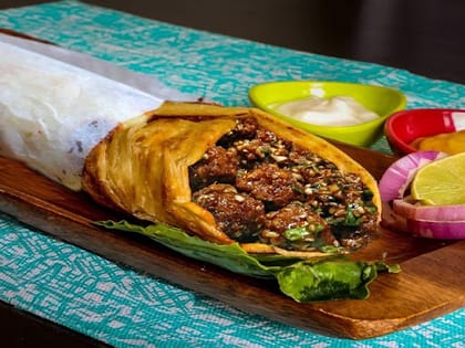 Peri Peri Paneer Roll
