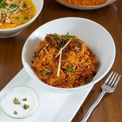 Lal Maas Gilli Biryani