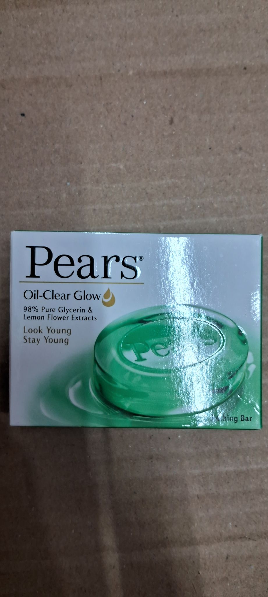 Pears oil clear glow soap