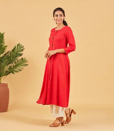 Red Kurta With Embroidered Buttons-L / Red