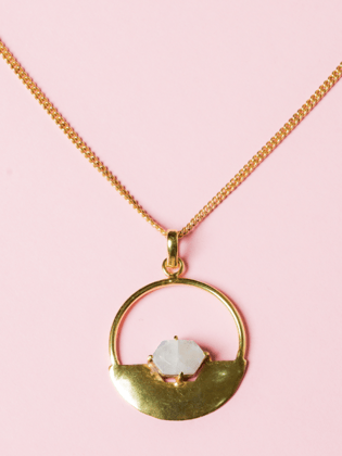 Bella Stone Pendant Necklace