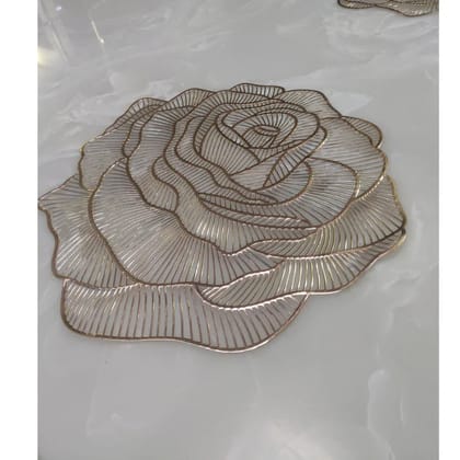 Laser Cut Metallic Look Dining Mats Set of 6-Gold / Set of 4