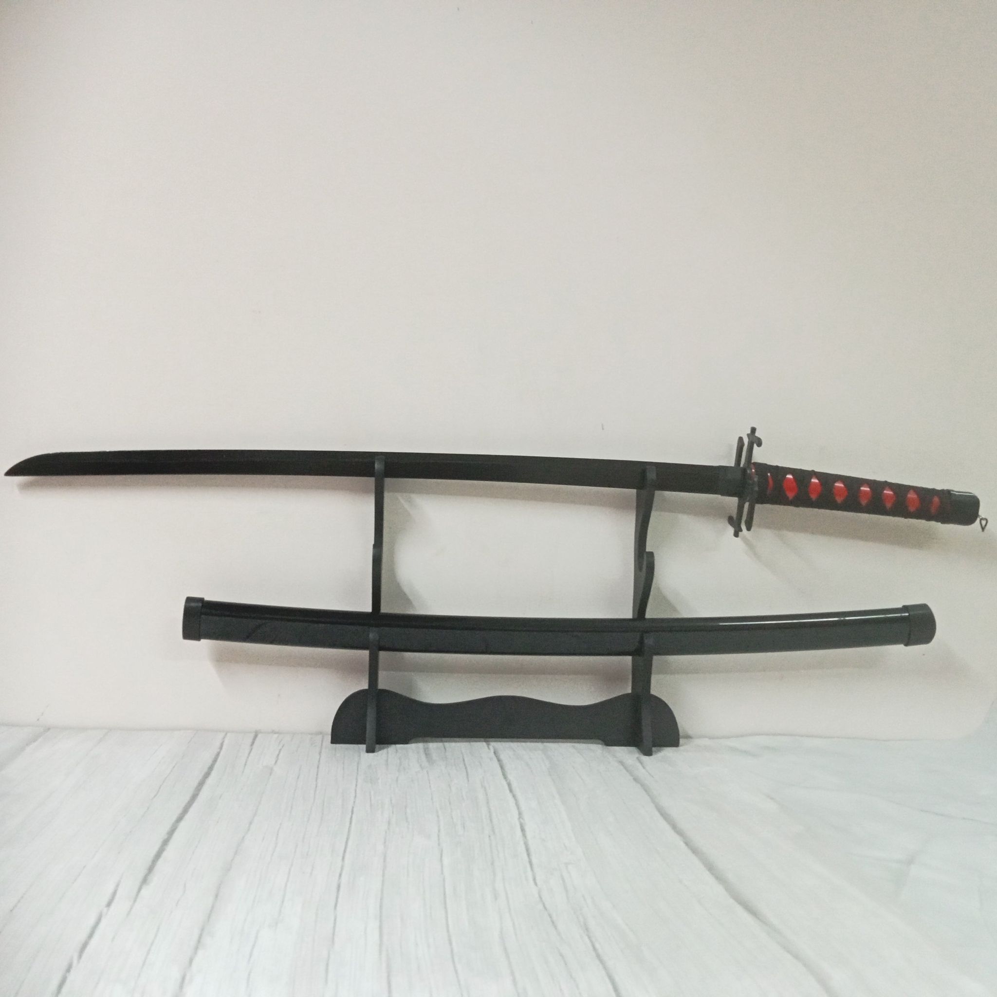 #30 Bleach Ichigo Kurosaki's Zangetsu wooden Katana [scratch and Dent]