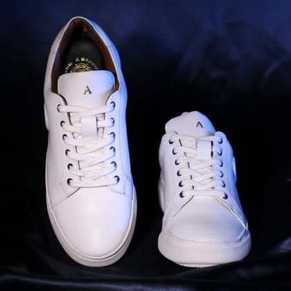 Bespoke Golden Embossed Initial White Leather Low-Top Lace-Up Sneakers by Brune & Bareskin-40/6