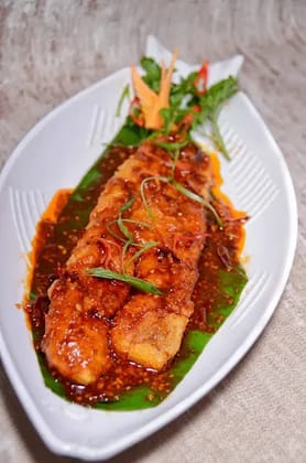 Whole Fish In General Tso's Sauce