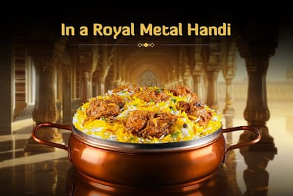 Makhni Murgh-e-Nawabi Handi Biryani (Serves 2)