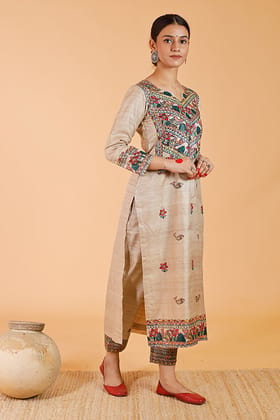 Gubbaro Handpainted Madhubani 'Anuragini' Tussar SIlk Kurta-XXL