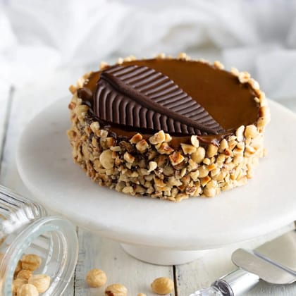 Hazelnut Praline Mousse Cake