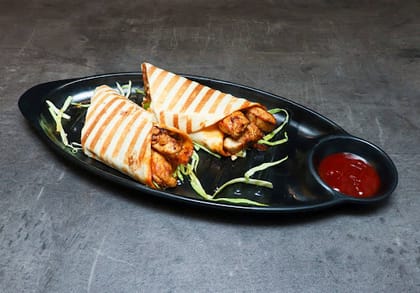 Chicken Cheese Tortilla Wrap