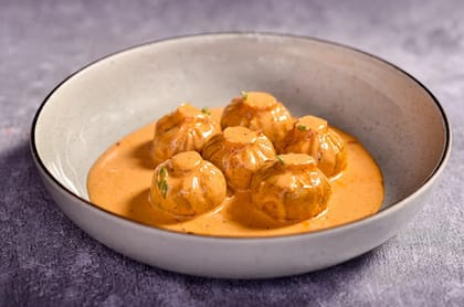 FBI Special Chicken Momos[8 Pcs]