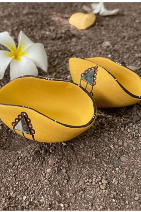 Antarang - Terracotta- Handpainted - Yellow Chapti Diya Set Of 10