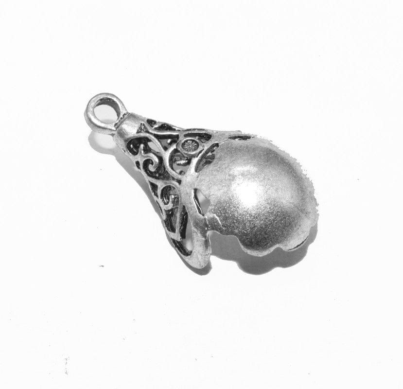 German Silver Metal Oxidized Silver Pendant  ,(SPN-074) , Per Packet of 10 Pcs-Per Packet of 10 Pcs / 30 MM