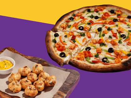 California Pizza And Garlic Knots Combo