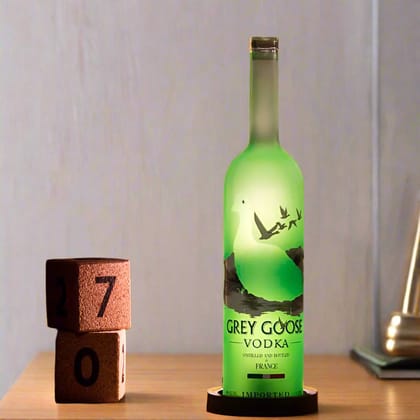 Grey Goose Inlit Lamp (Fl. Green)