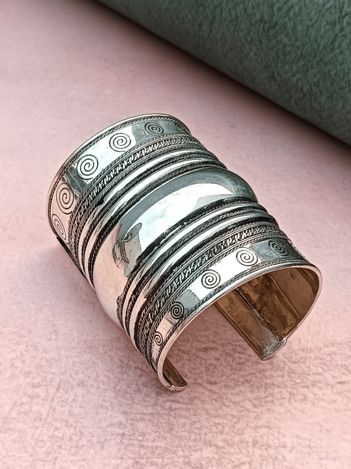 The Double Rib Stitched Silver Handcuff