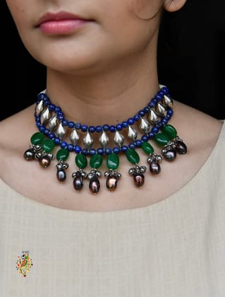 Satrangi Choker