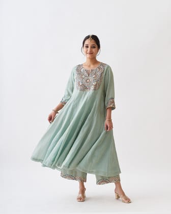 The Green Amethyst Silk Tissue Chanderi Ensemble with Gota Zari Handwork-XXS