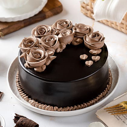 Chocolate Rose Designer Cake 2 kg Eggless