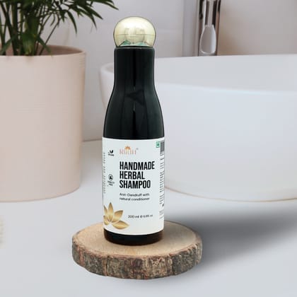 Rijuh’s Anti-Dandruff Herbal Shampoo