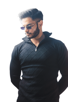Black Knitted Quaterzip Sweater-M