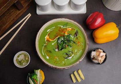 Veg green thai curry