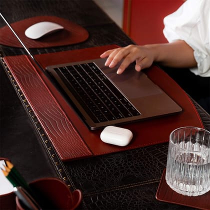 Sterling Desk Blotter Maroon-Maroon