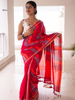 ohhlala stripe Handloom Saree