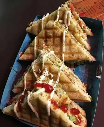 Club Grilled Sandwich