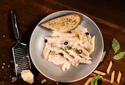 Penne Alfredo Pasta