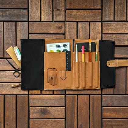 Leather & Canvas Art Roll - Black & Whisky Tan